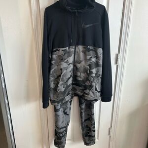Man Nike Black & Gray Camo Zip Hoodie and Joggers